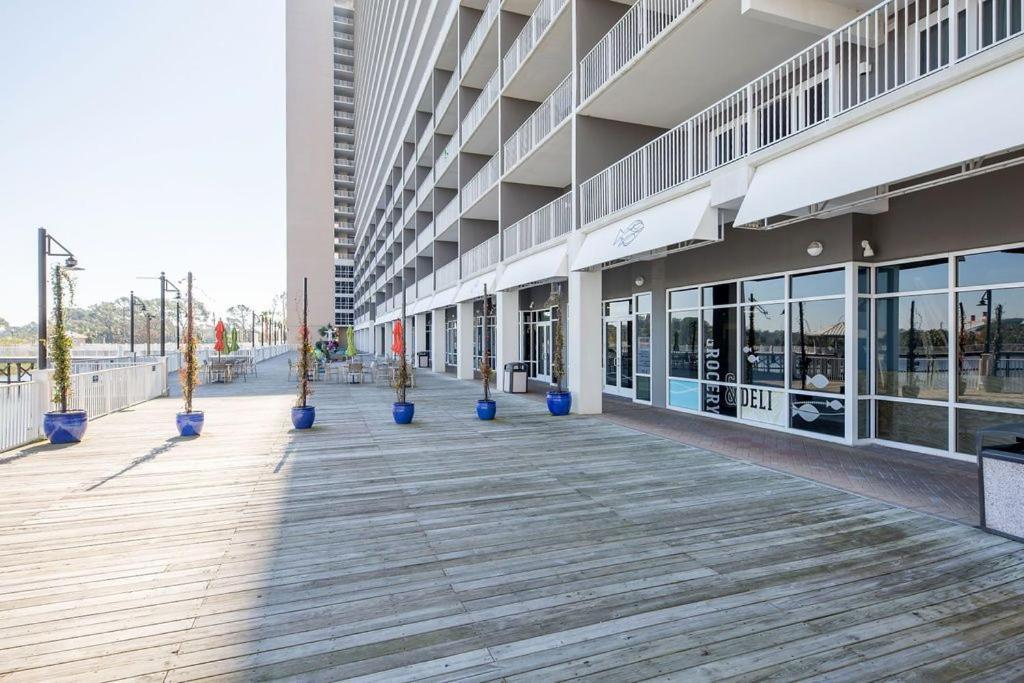 Some Beach Some Where At Laketown Wharf #825 By Nautical Properties Panama City Beach Zewnętrze zdjęcie